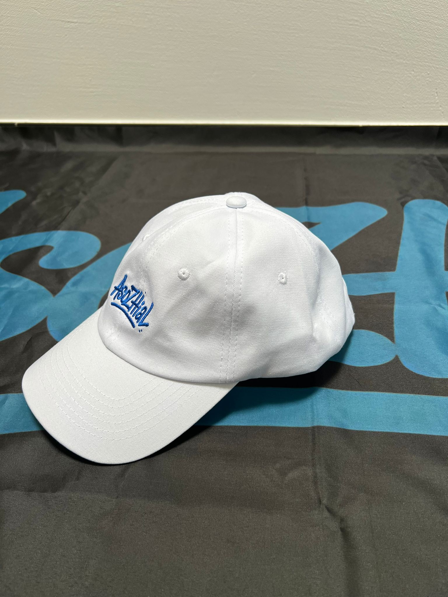 AsoZHial Cap - Weiss