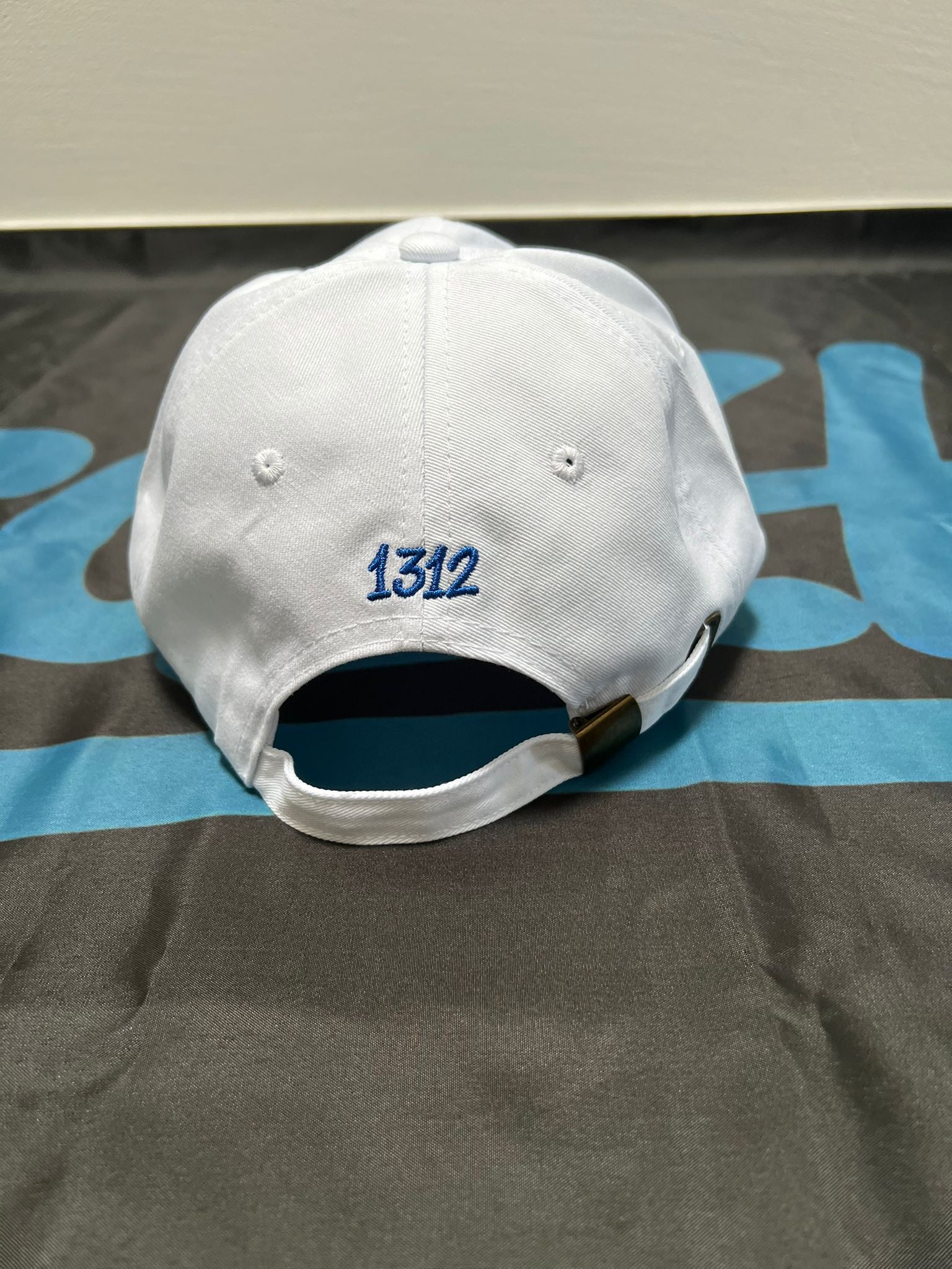 AsoZHial Cap - Weiss